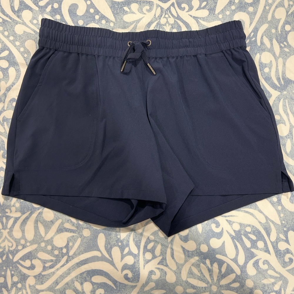 Southern Tide Women’s Coastal Shorts Nautical Navy XS